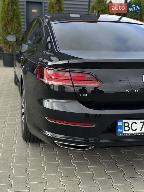 Лифтбек Volkswagen Arteon 2018 в Киеве