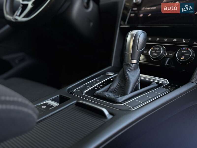 Ліфтбек Volkswagen Arteon 2017 в Мукачевому фото 39 Ліфтбек Volkswagen Arteon 2017 в Мукачевому