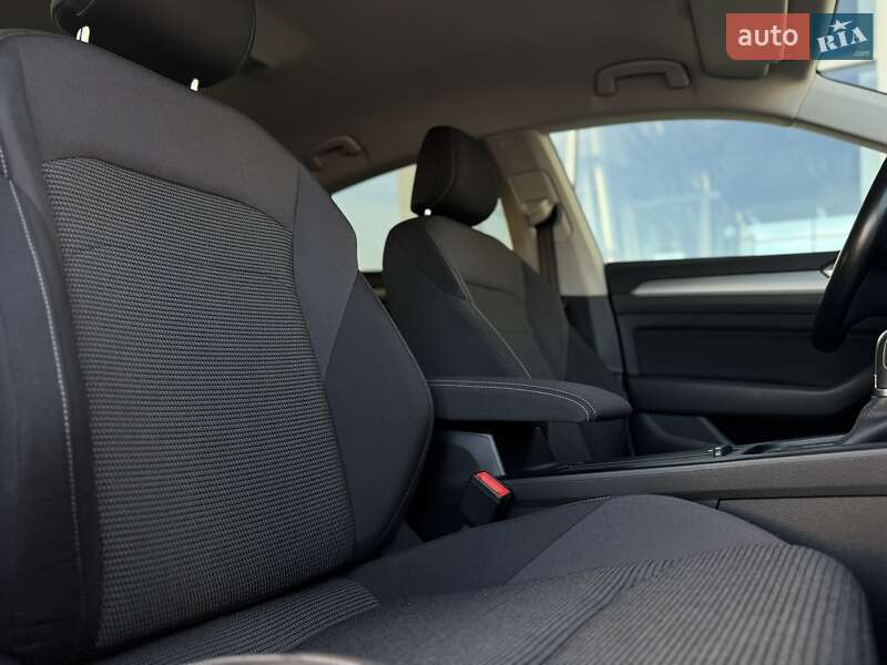 Ліфтбек Volkswagen Arteon 2017 в Мукачевому фото 44 Ліфтбек Volkswagen Arteon 2017 в Мукачевому