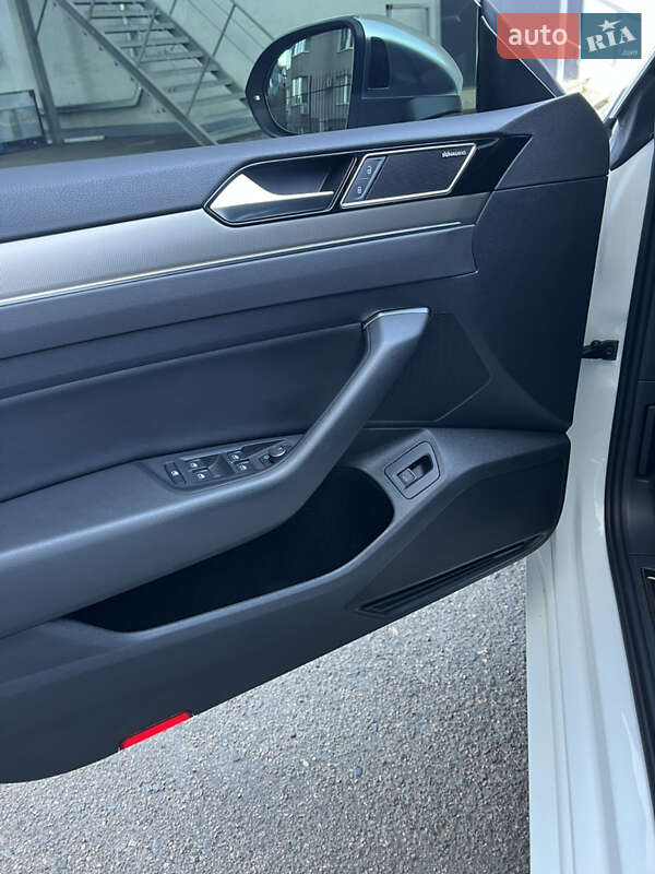 Лифтбек Volkswagen Arteon 2019 в Одессе