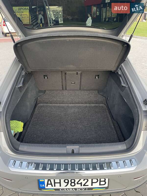 Лифтбек Volkswagen Arteon 2022 в Тернополе