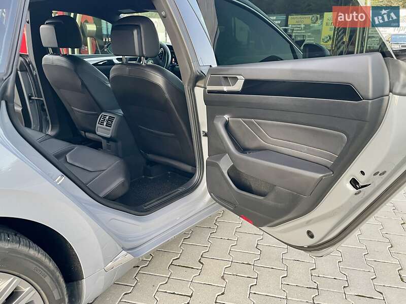 Лифтбек Volkswagen Arteon 2022 в Тернополе