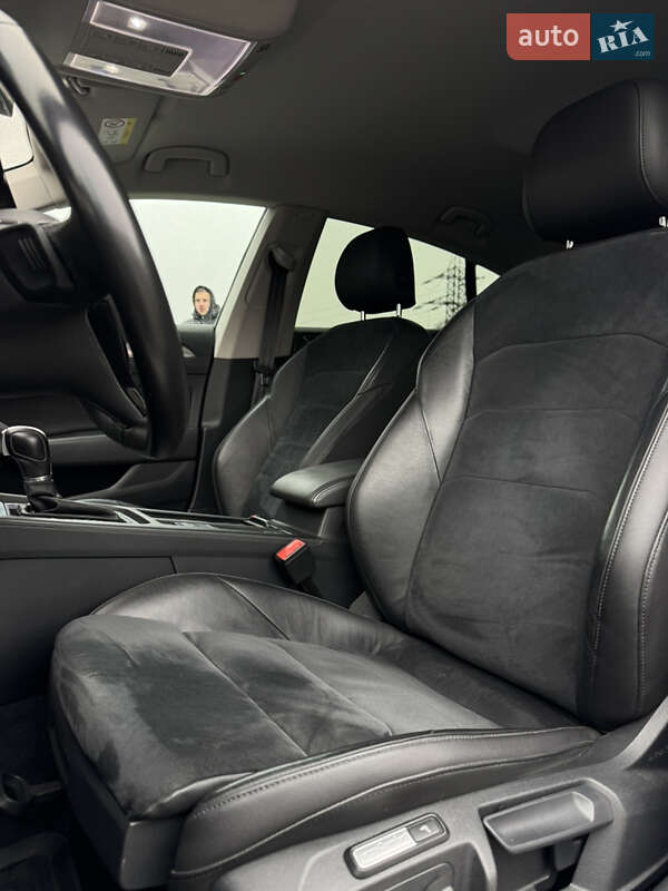 Лифтбек Volkswagen Arteon 2017 в Львове