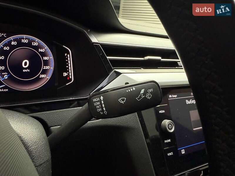 Лифтбек Volkswagen Arteon 2020 в Киеве