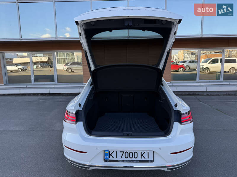 Лифтбек Volkswagen Arteon 2019 в Киеве