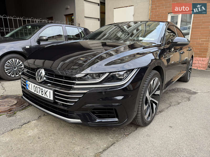 Лифтбек Volkswagen Arteon 2017 в Киеве