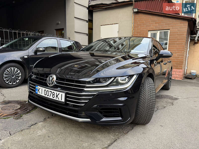 Лифтбек Volkswagen Arteon 2017 в Киеве