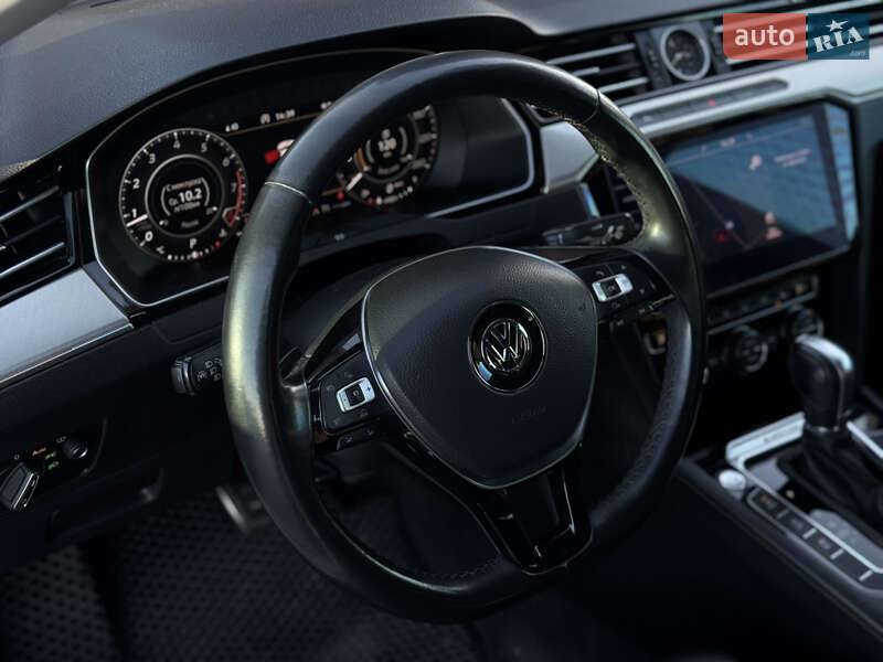 Лифтбек Volkswagen Arteon 2017 в Киеве фото 16 Лифтбек Volkswagen Arteon 2017 в Киеве