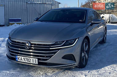 Ліфтбек Volkswagen Arteon 2021 в Києві