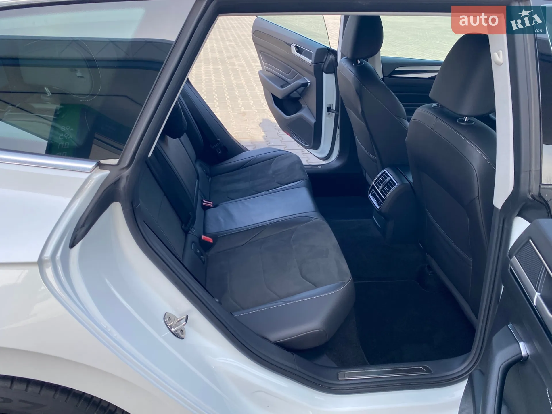 2022 Volkswagen Arteon - мініатюра 28