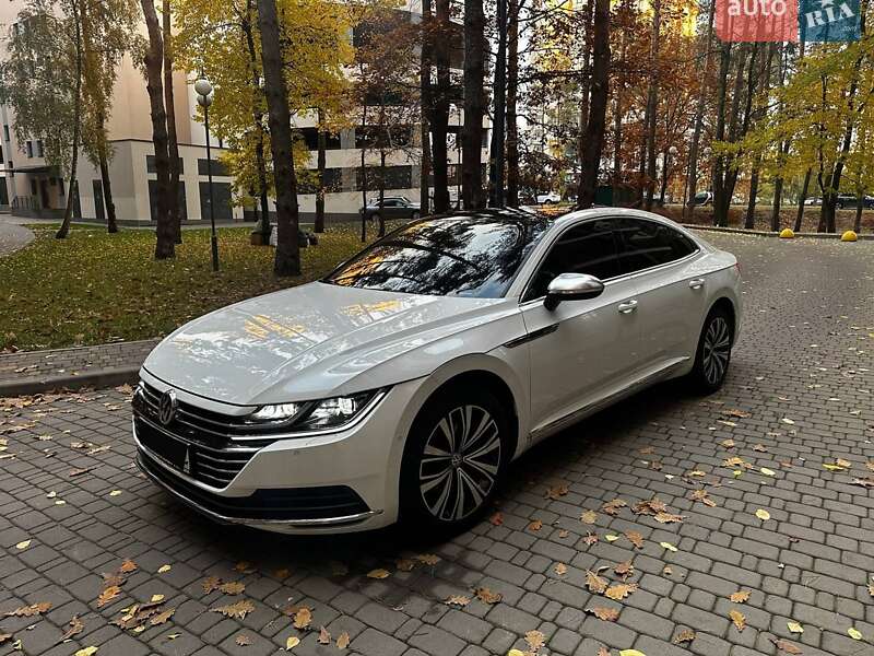 Лифтбек Volkswagen Arteon 2019 в Киеве