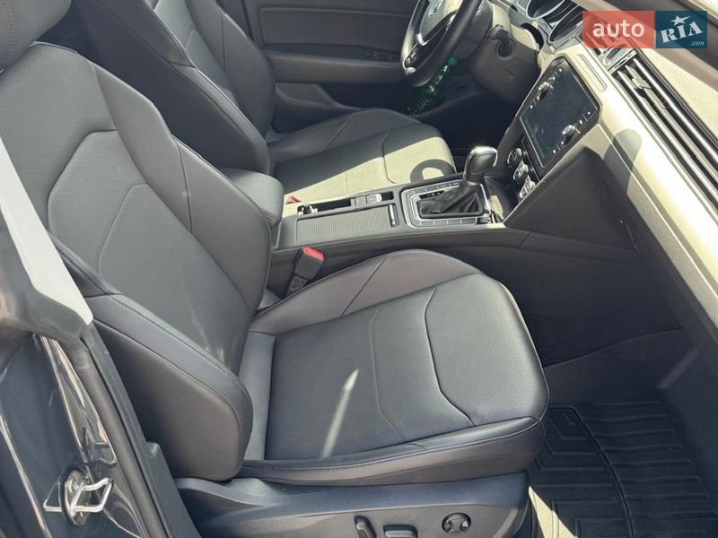 Лифтбек Volkswagen Arteon 2019 в Чернигове