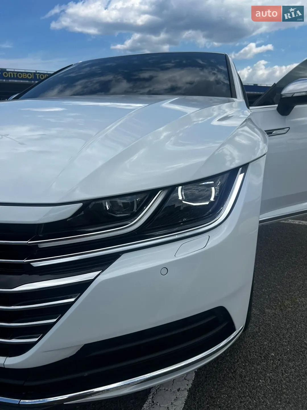 Volkswagen Arteon 2018 VIN WVWZZZ3HZJE512009 фото оголошення 9 з 27