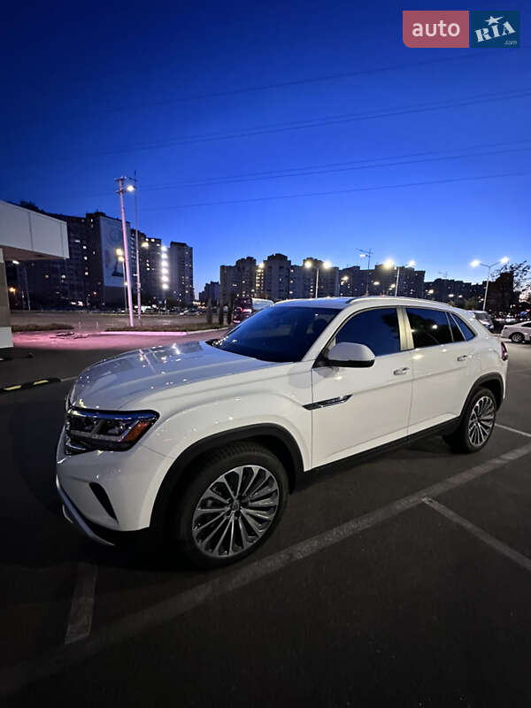 Внедорожник / Кроссовер Volkswagen Atlas Cross Sport 2021 в Киеве