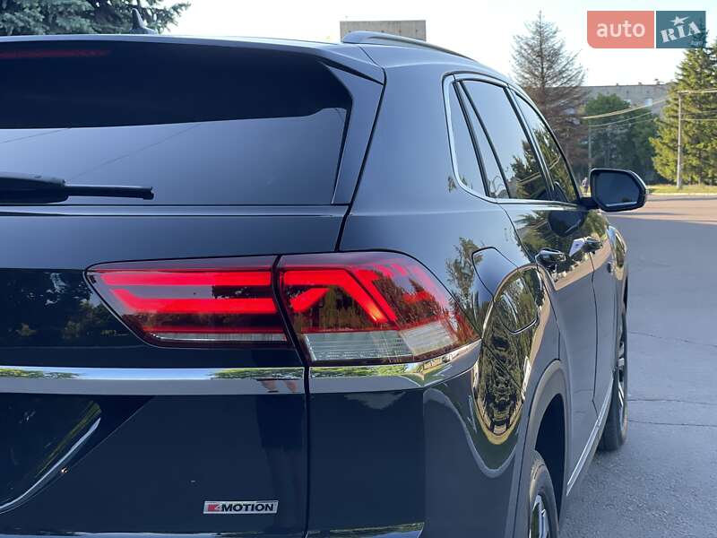 Внедорожник / Кроссовер Volkswagen Atlas Cross Sport 2020 в Ровно