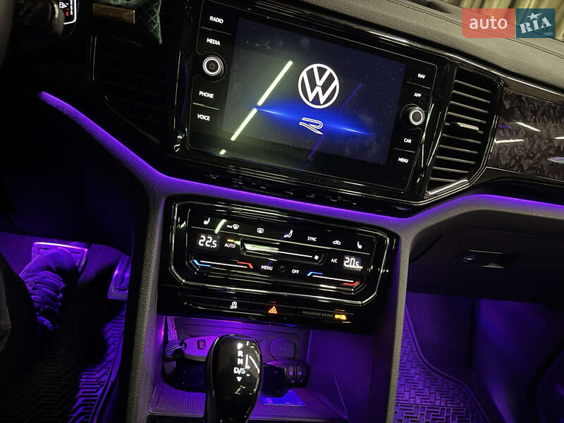 Внедорожник / Кроссовер Volkswagen Atlas Cross Sport 2021 в Харькове