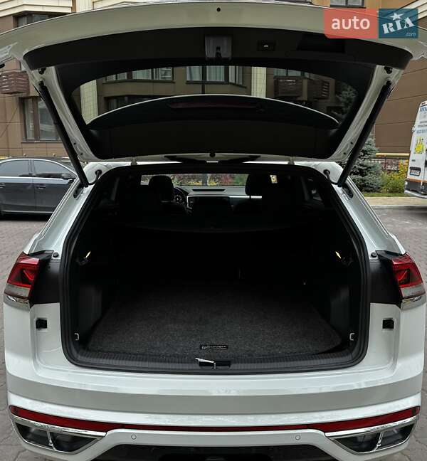 Внедорожник / Кроссовер Volkswagen Atlas Cross Sport 2020 в Киеве