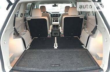 Позашляховик / Кросовер Volkswagen Atlas 2017 в 