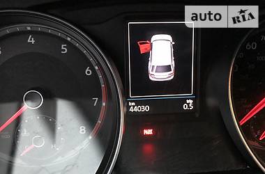 Позашляховик / Кросовер Volkswagen Atlas 2017 в 