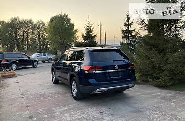 Внедорожник / Кроссовер Volkswagen Atlas 2017 в Киеве