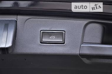 Позашляховик / Кросовер Volkswagen Atlas 2019 в 