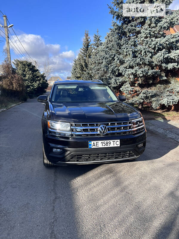 Позашляховик / Кросовер Volkswagen Atlas 2018 в Дніпрі