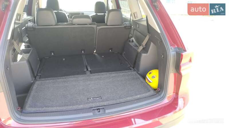 Внедорожник / Кроссовер Volkswagen Atlas 2017 в Кривом Роге