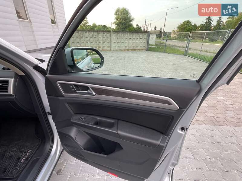 Внедорожник / Кроссовер Volkswagen Atlas 2017 в Дрогобыче