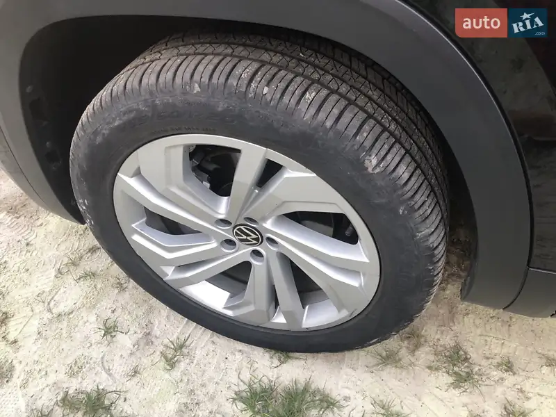 Volkswagen Atlas 2021 VIN 1V2KR2CA1MC603279 фото оголошення 12 з 64