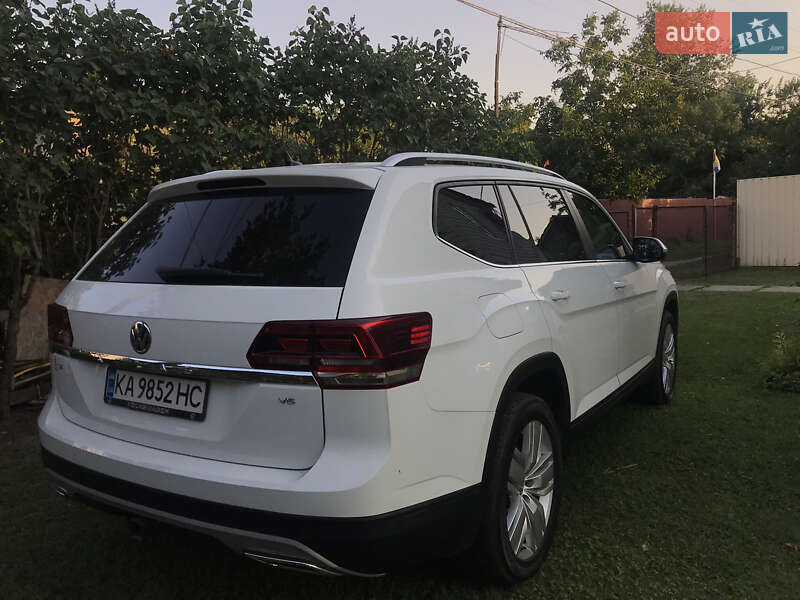 Позашляховик / Кросовер Volkswagen Atlas 2019 в Києві