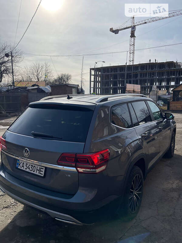 Внедорожник / Кроссовер Volkswagen Atlas 2017 в Киеве