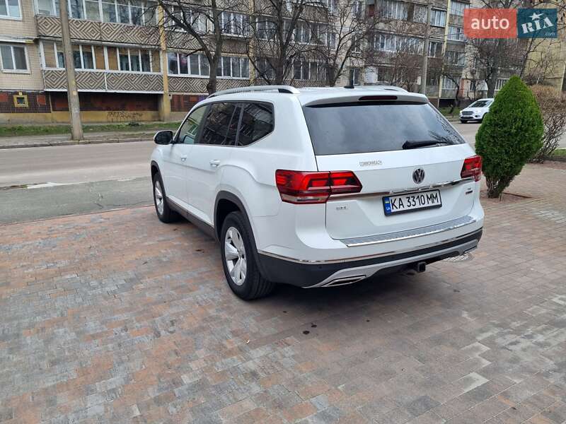 Внедорожник / Кроссовер Volkswagen Atlas 2017 в Киеве