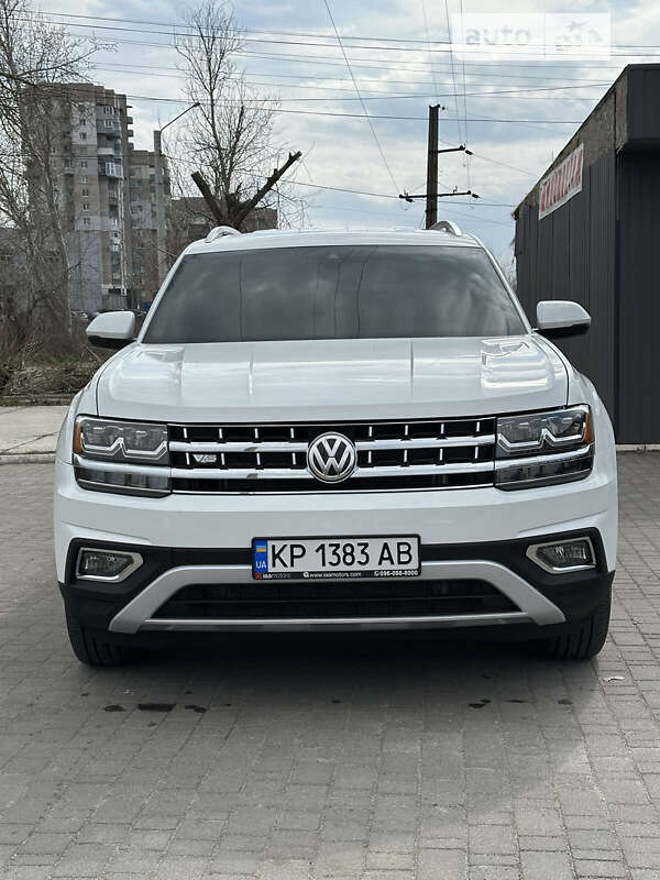 Позашляховик / Кросовер Volkswagen Atlas 2018 в Запоріжжі