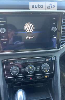 Позашляховик / Кросовер Volkswagen Atlas 2019 в Одесі