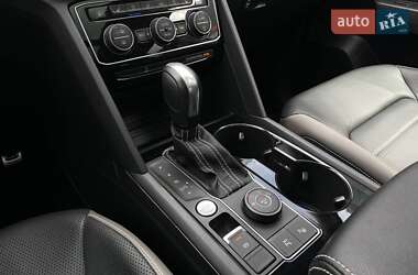 Внедорожник / Кроссовер Volkswagen Atlas 2021 в 