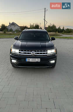 Внедорожник / Кроссовер Volkswagen Atlas 2019 в 