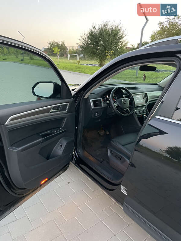 Внедорожник / Кроссовер Volkswagen Atlas 2019 в Здолбунове