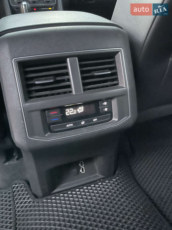 Внедорожник / Кроссовер Volkswagen Atlas 2019 в Здолбунове