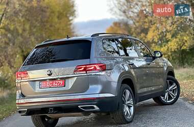 Внедорожник / Кроссовер Volkswagen Atlas 2021 в 