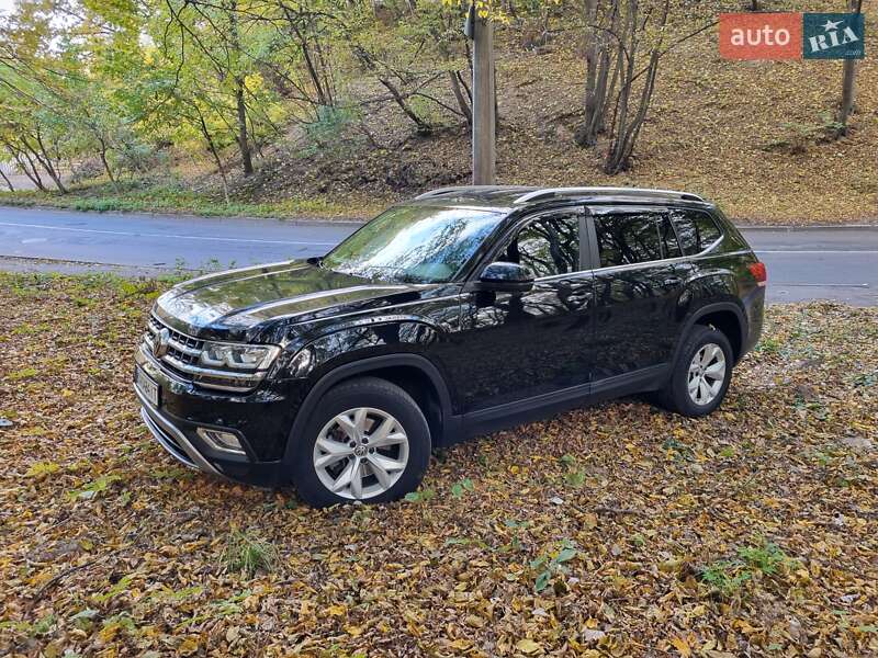Внедорожник / Кроссовер Volkswagen Atlas 2017 в Киеве