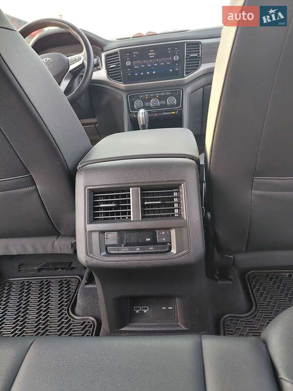 Внедорожник / Кроссовер Volkswagen Atlas 2020 в Хусте