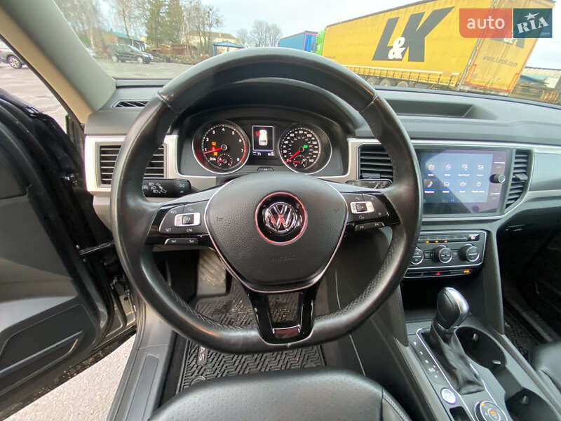 Внедорожник / Кроссовер Volkswagen Atlas 2017 в Луцке