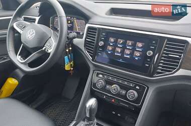 Внедорожник / Кроссовер Volkswagen Atlas 2021 в 