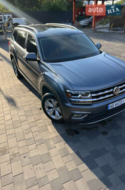 Позашляховик / Кросовер Volkswagen Atlas 2017 в Дніпрі