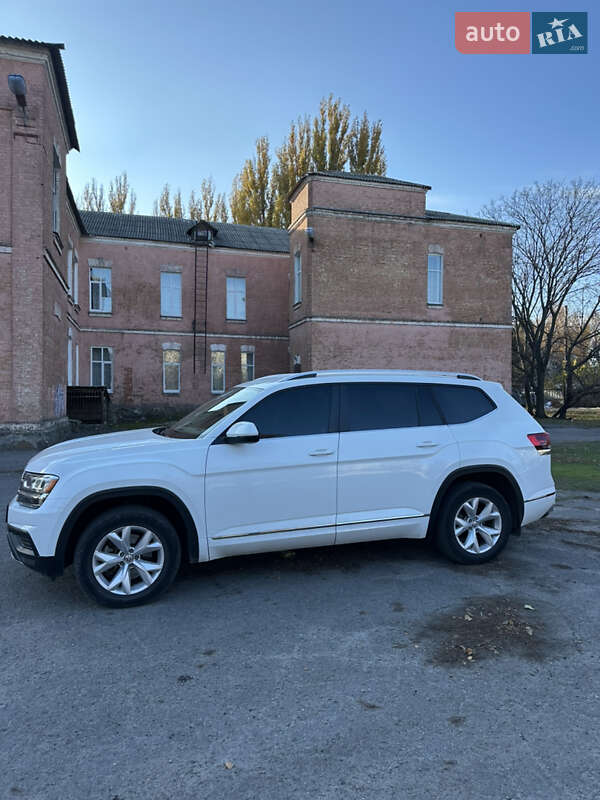 Внедорожник / Кроссовер Volkswagen Atlas 2017 в Кременчуге