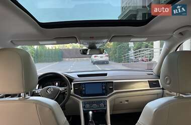 Внедорожник / Кроссовер Volkswagen Atlas 2018 в Киеве