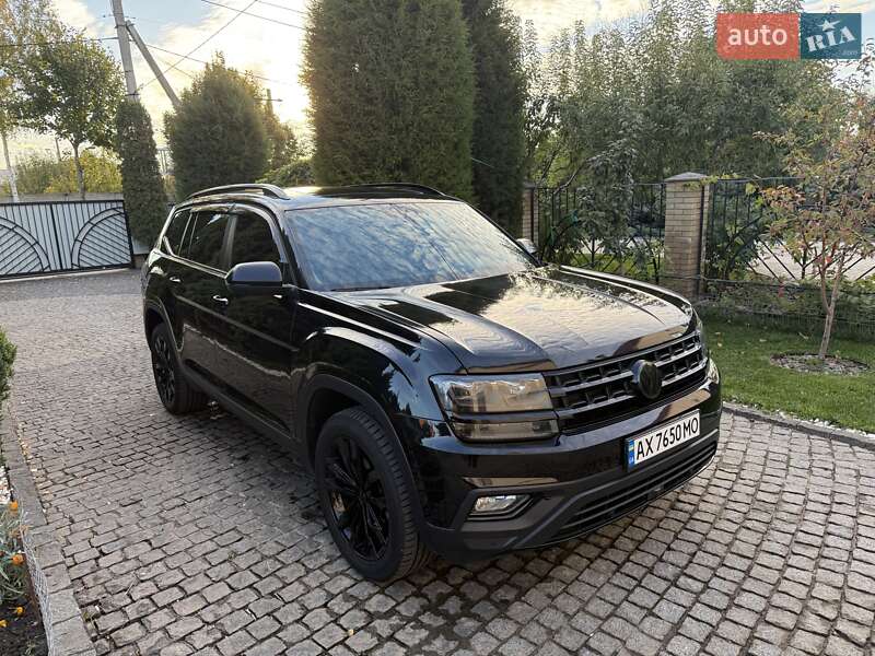 Позашляховик / Кросовер Volkswagen Atlas 2018 в Харкові