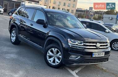 Позашляховик / Кросовер Volkswagen Atlas 2017 в Києві
