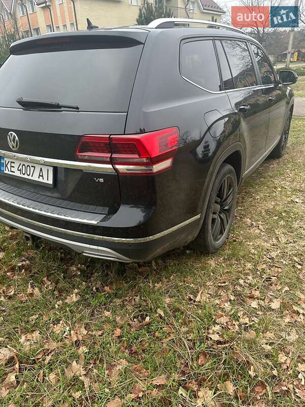 Позашляховик / Кросовер Volkswagen Atlas 2019 в Новомосковську