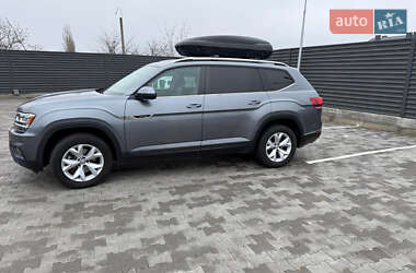 Позашляховик / Кросовер Volkswagen Atlas 2018 в 